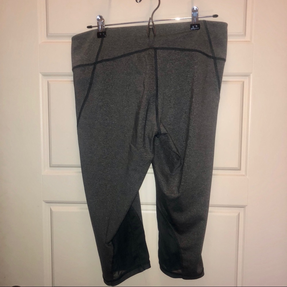 Zella Mesh Cut out cropped leggings - Picture 5 of 7